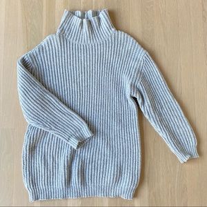 BDG grey turtleneck sweater